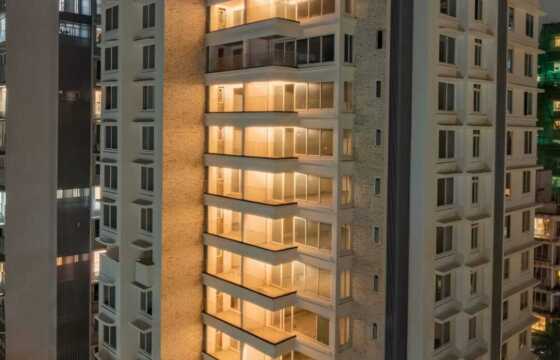 Rent 3 Bhk, 1750+ sft, in Juhu, Gulmohar Rd, Parinee Aria.
