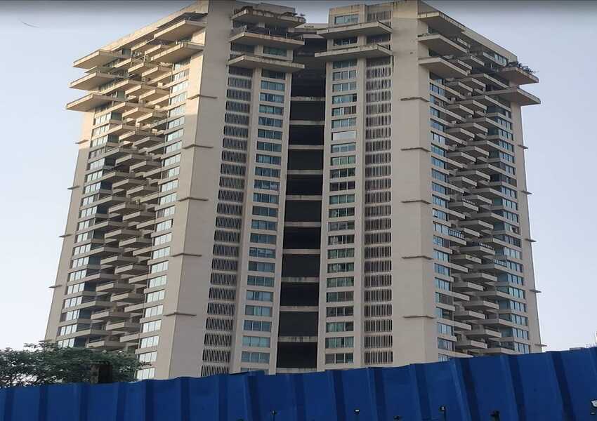 Sale 5 Bhk, Andheri W Veera Desai, 2200 sft, Oberoi Springs.