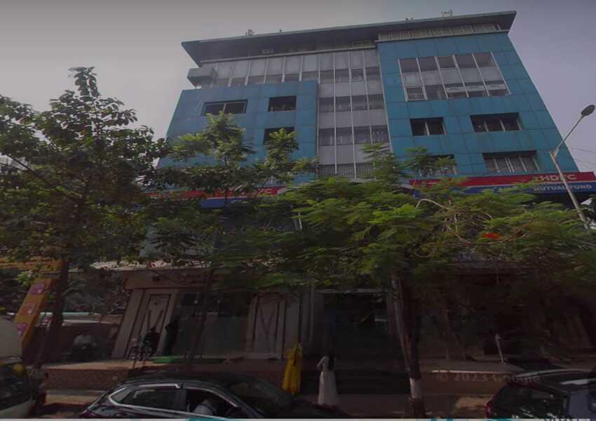 Rent 450 sft Office, Andheri W SV Rd, Centre Square.