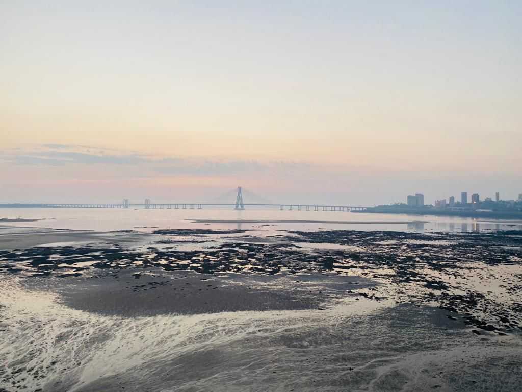 The Sea view from the 4 bhk flat for sale in Mumbai