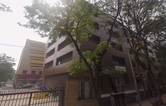 Rent F/F 1100 sft Office in Andheri W, New Link Rd, Laxmi Business Park.