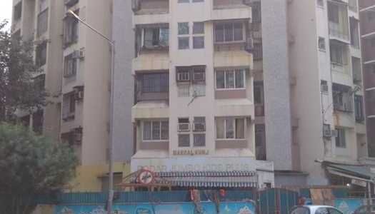3 BHK Apartment For Rent At 36th Road, Bandra West.