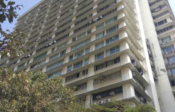 Rent 1000 sft Office in Cuffe Parade, Maker Tower.