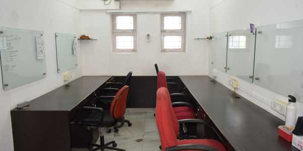 2600 Sq.ft. Commercial Office For Rent At North Avenue, Santacruz West.