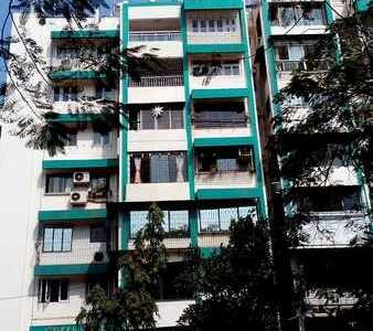 3 BHK Apartment For Rent At Green Gate, Pali Hill, Bandra West.