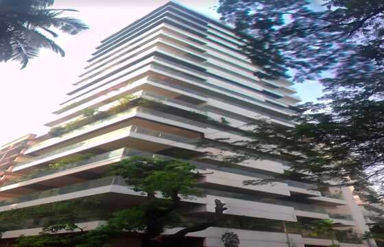 Sale 3698 sft Flat with Terrace, Khar W, DB Breeze.