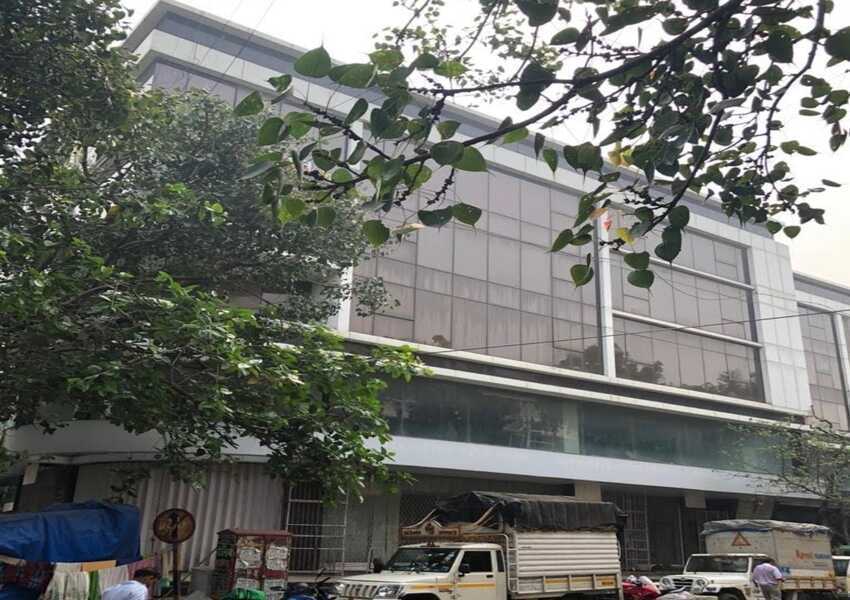 Rent F/F 510 sft Office, SV Rd, Santacruz W, Kamla Space.