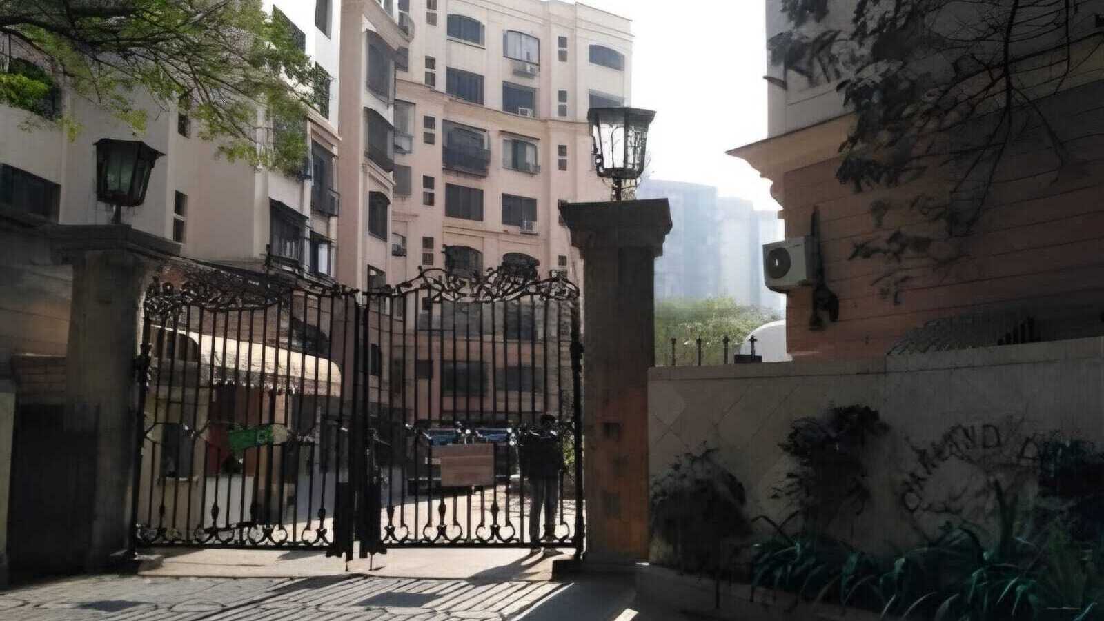 Oakland Park, Andheri West.