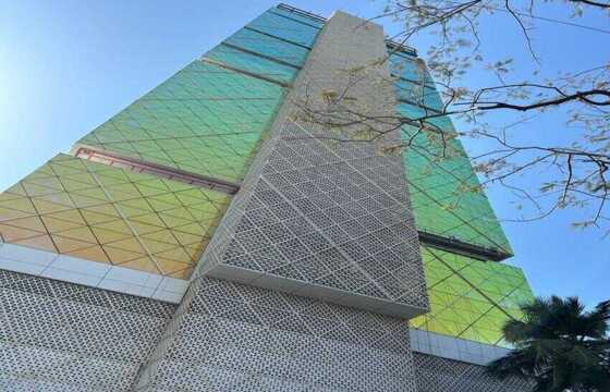 Sale 1339 sft Office at Parinee i, Andheri W, Off Link Rd.