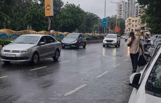Showroom for Rent at Marine Drive South Mumbai – 3000 sq.ft. + Terrace Commercial Space