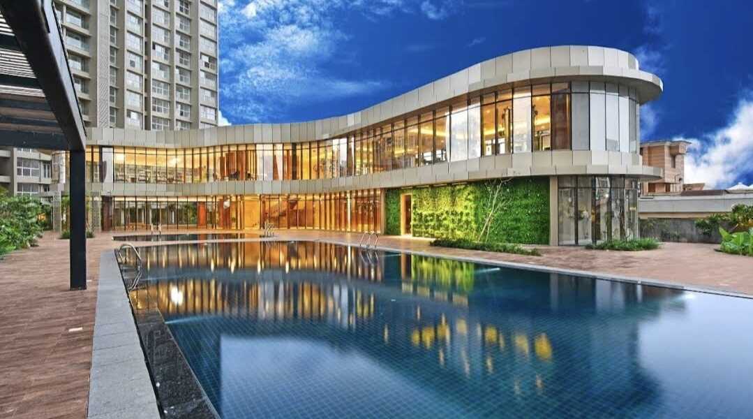 Sale 3 Bhk, 1287 sft, Runwal Elegante, Andheri W Lokhandwala.