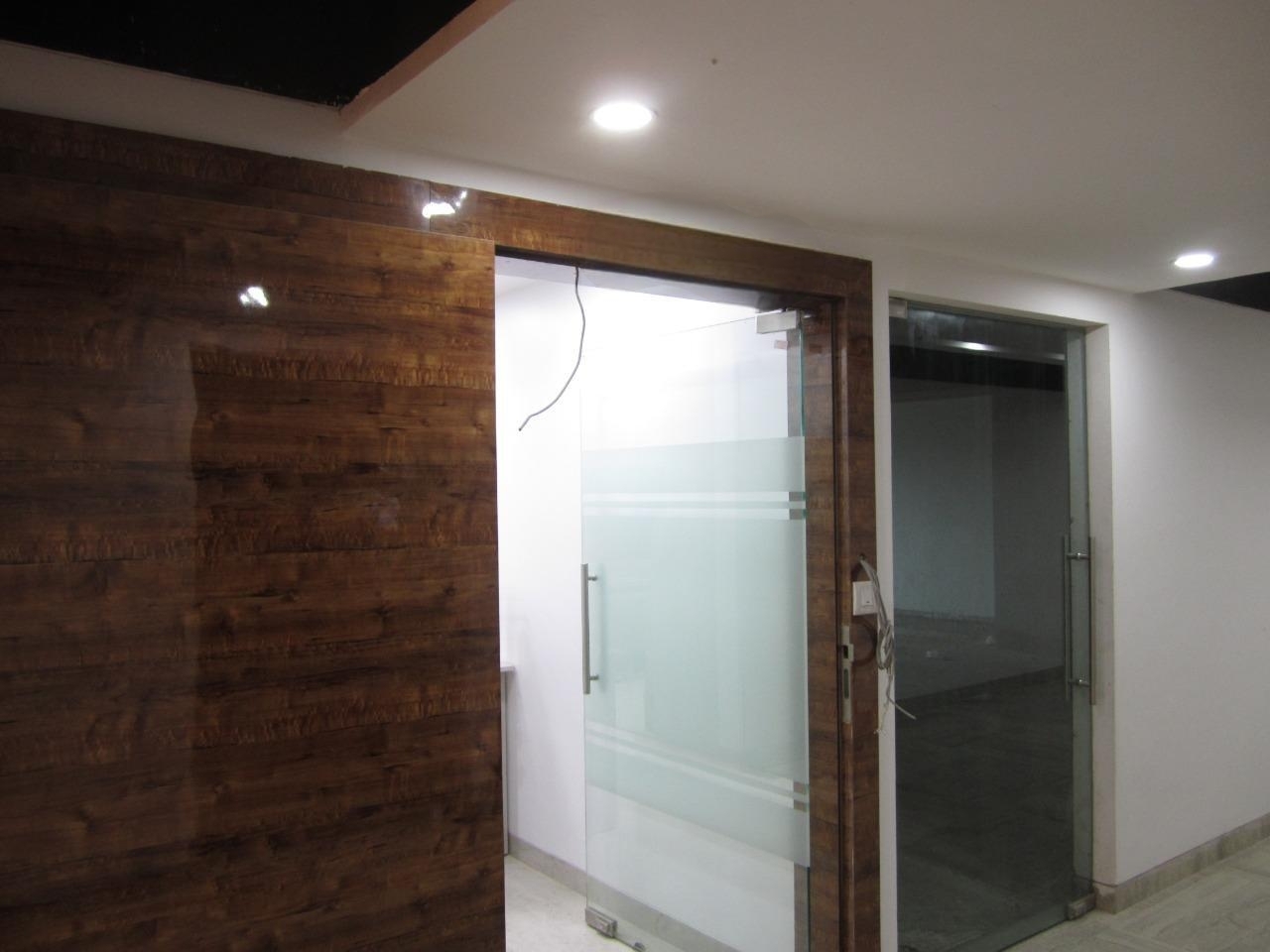 Workstations 9 nos