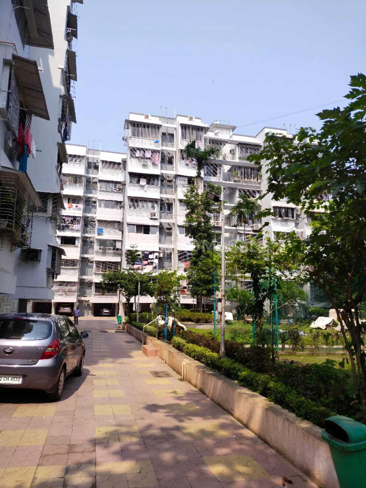 Karachi Society at Juhu Circle